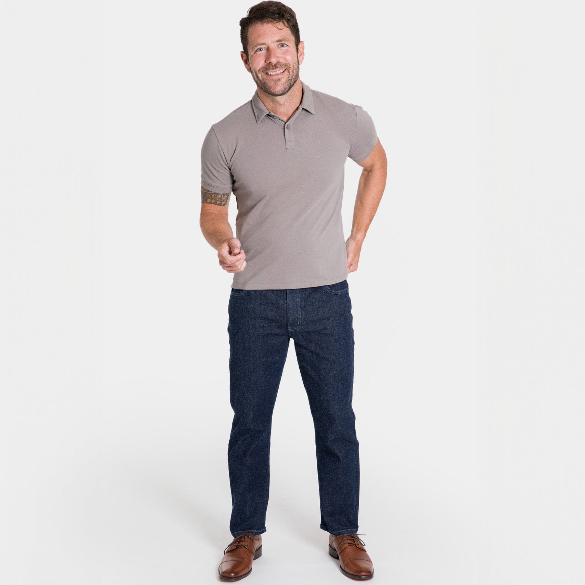 Straight Fit Indigo Wash Essential Jeans